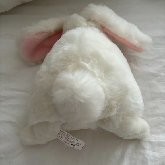 White Easter Bunny Unbranded Great Condition, No Stains and Odor-Free - Picture 4 of 7